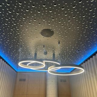 Krásná realizace svítidel značky Nova Luce v autosalonu Ital Auto v Praze 5, která se opravdu povedla a my jsme z ní...